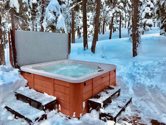 Hot Tubs in Ontario Winters: Should You Keep Yours Running or Shut It Down?