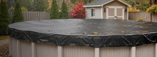 How Do I Choose a Pool Closing Kit?